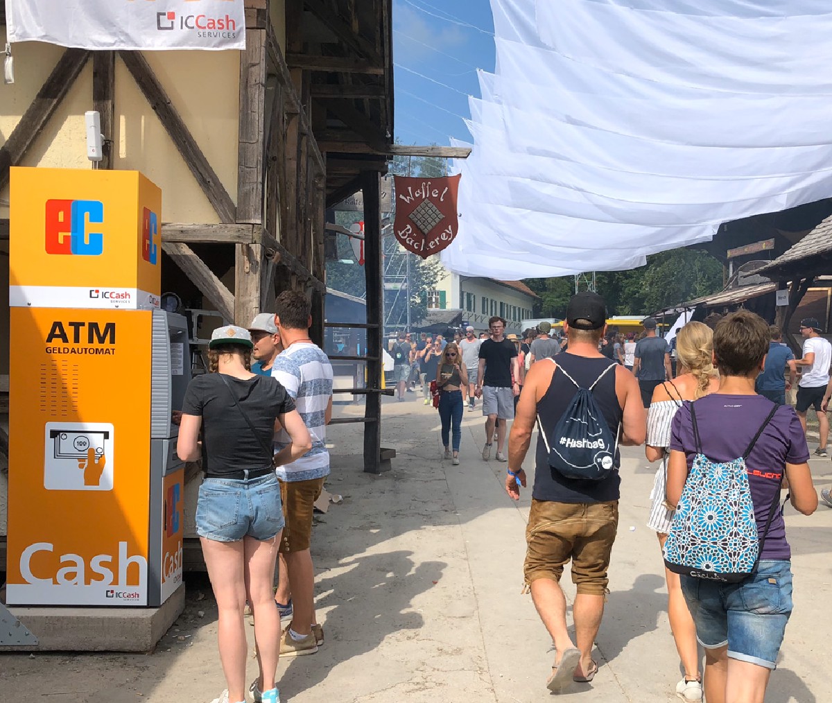 Geldautomat auf einer Veranstaltung – Installationsbeispiel 6
