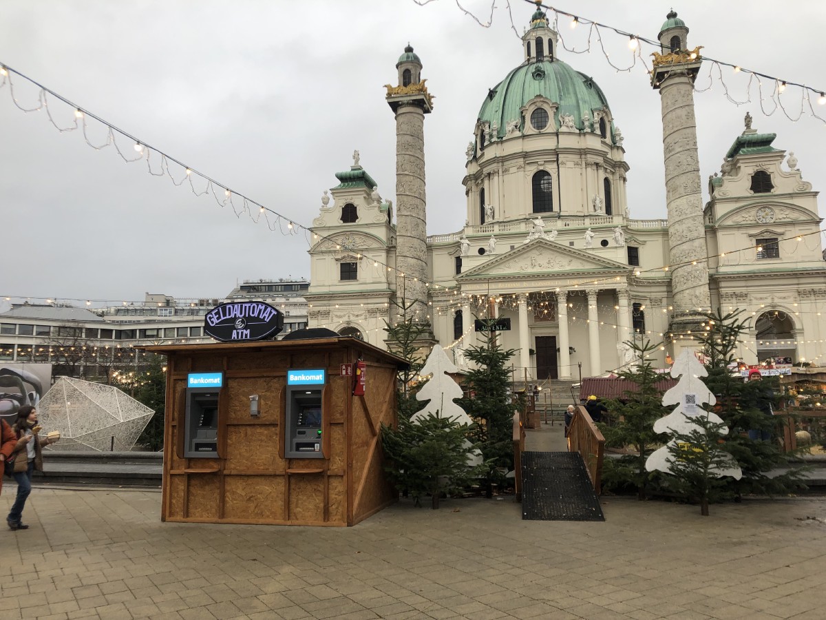 Kundenreferenz Weihnachtsmarkt Kunstadvent Karlsplatz Wien